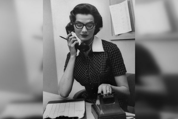 Hot Secretaries of the Past: The Best Pics on the website Fotojaba.com