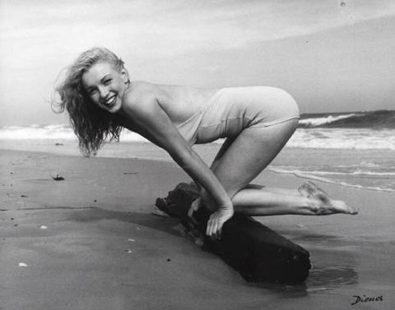 Timeless Treasures: Charming Retro Shots from the Beach