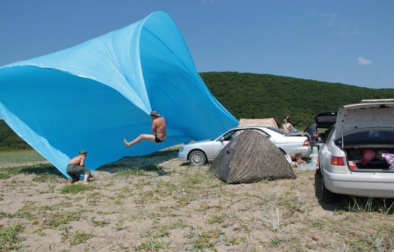 On the Brink of Failure: Funny Photos Seconds Before Disaster